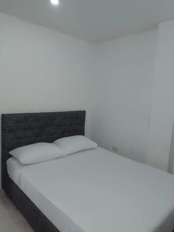J.R Hotel Santa Marta